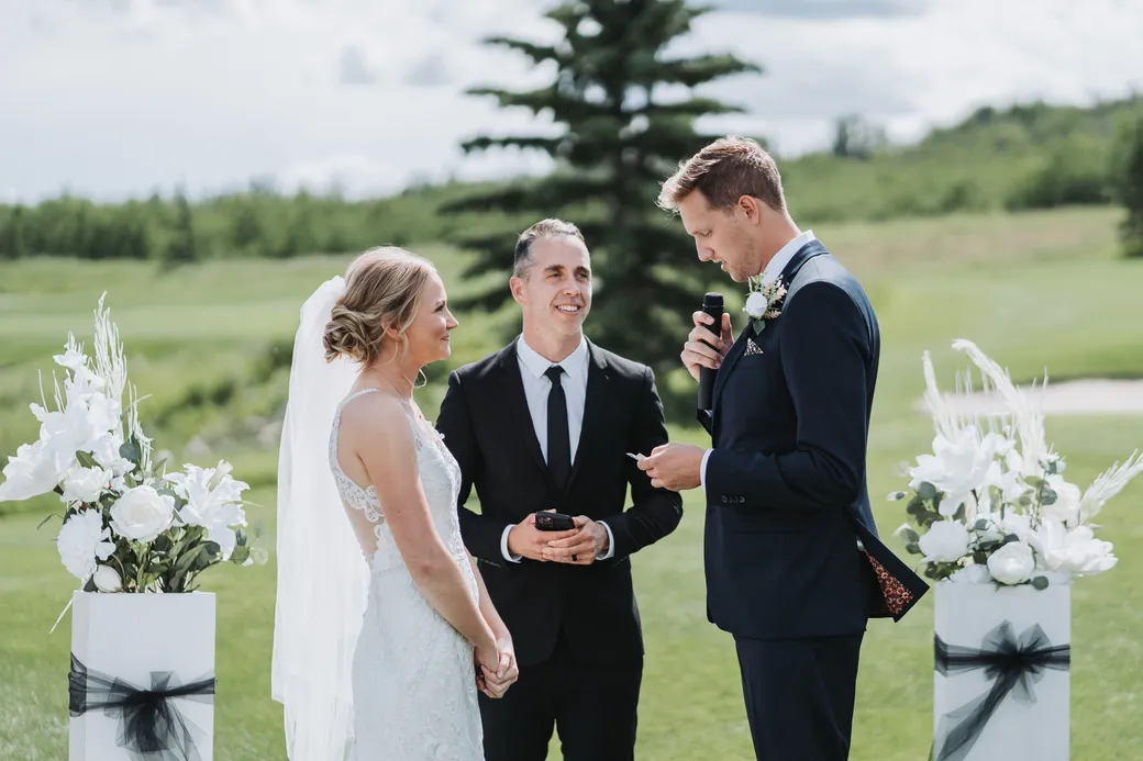Golf club lawn ceremony